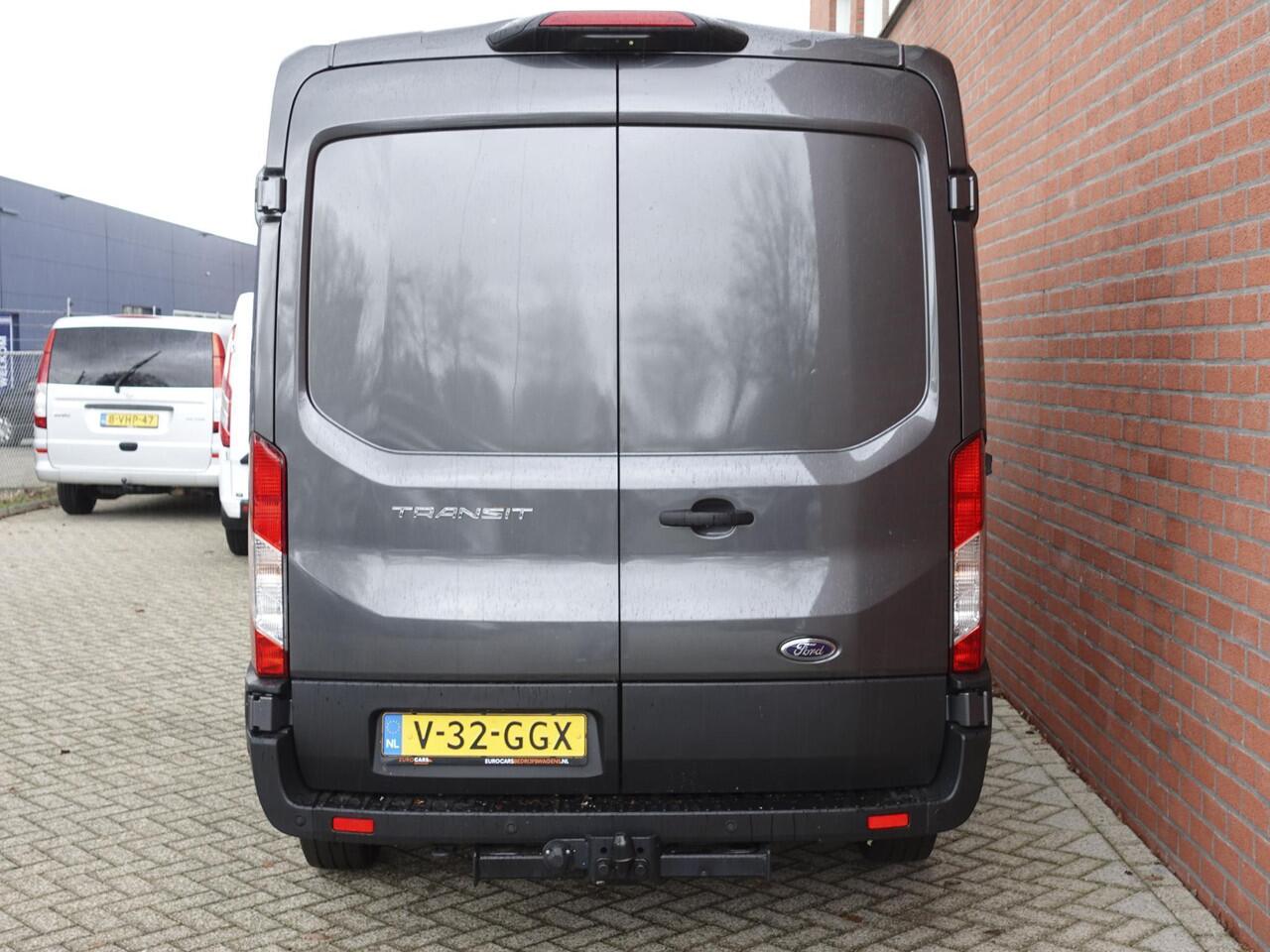 Ford TRANSIT 310 L2H2 Trend BPM VRIJ! Automaat Airco Bluetooth Camera Cruise Control
