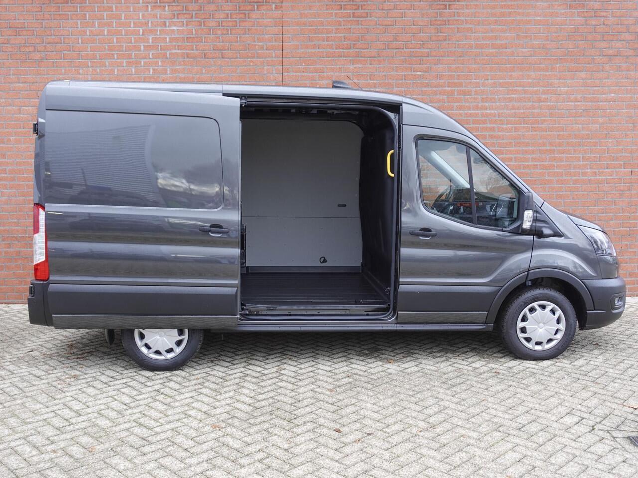 Ford TRANSIT 310 L2H2 Trend BPM VRIJ! Automaat Airco Bluetooth Camera Cruise Control