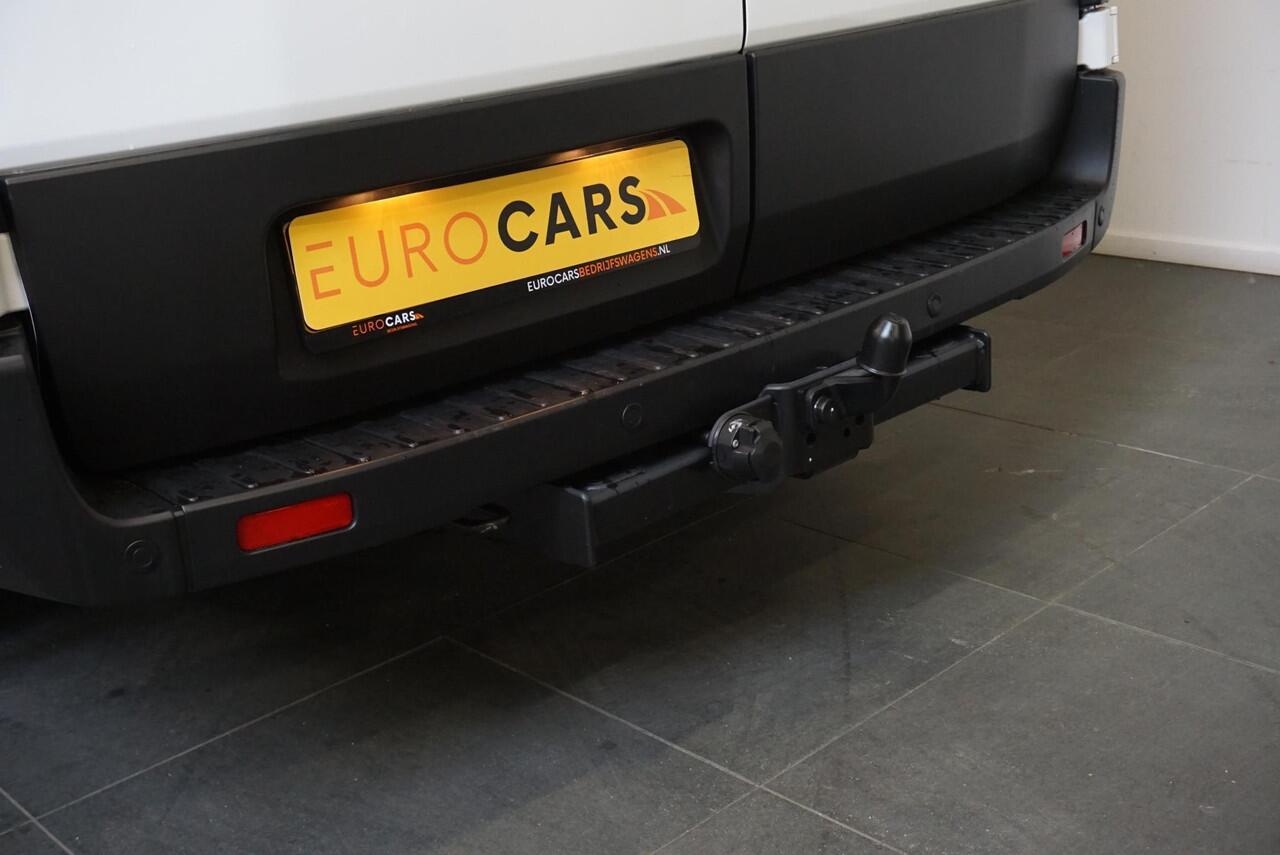 Ford TRANSIT 105pk 2.0 L2H2 Trend BPM VRIJ! Airco Trekhaak Navi Cruise