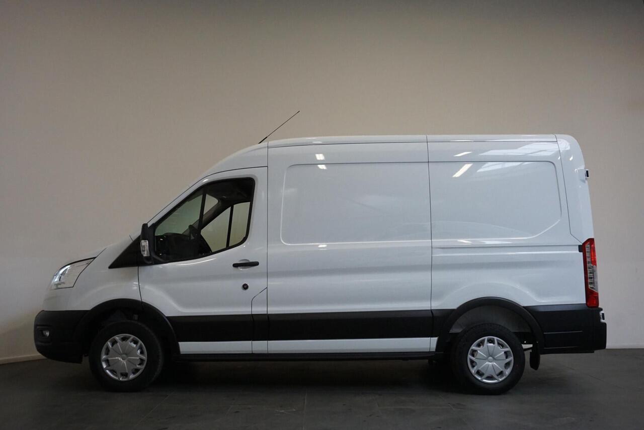 Ford TRANSIT 105pk 2.0 L2H2 Trend BPM VRIJ! Airco Trekhaak Navi Cruise