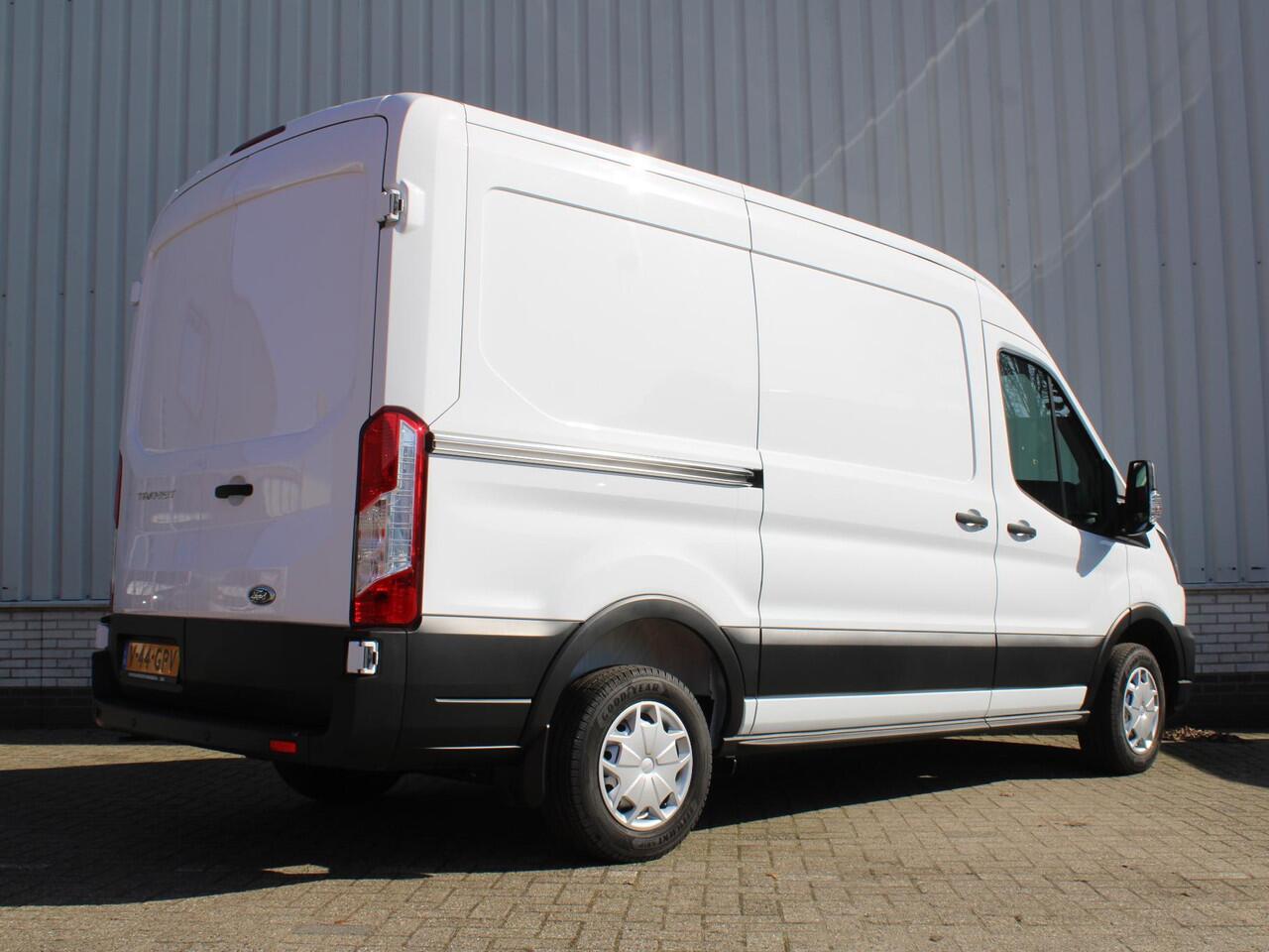 Ford TRANSIT 310 2.0 TDCI L2H2 Trend | Airco | Cruise | PDC | 3 zits |