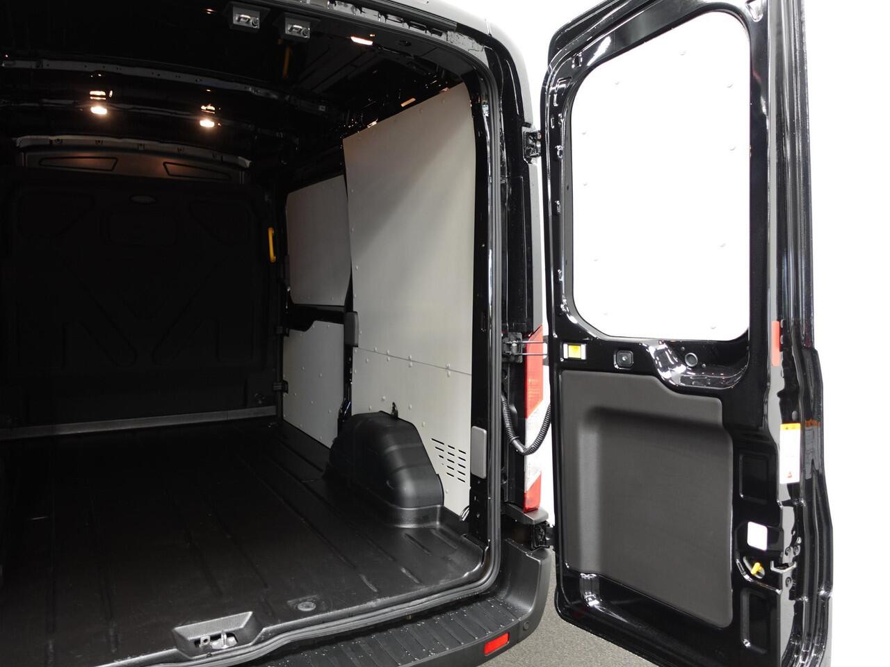 Ford TRANSIT 310 2.0 TDCI L2H2 Trend Automaat Airco Bluetooth Camera Cruise Control