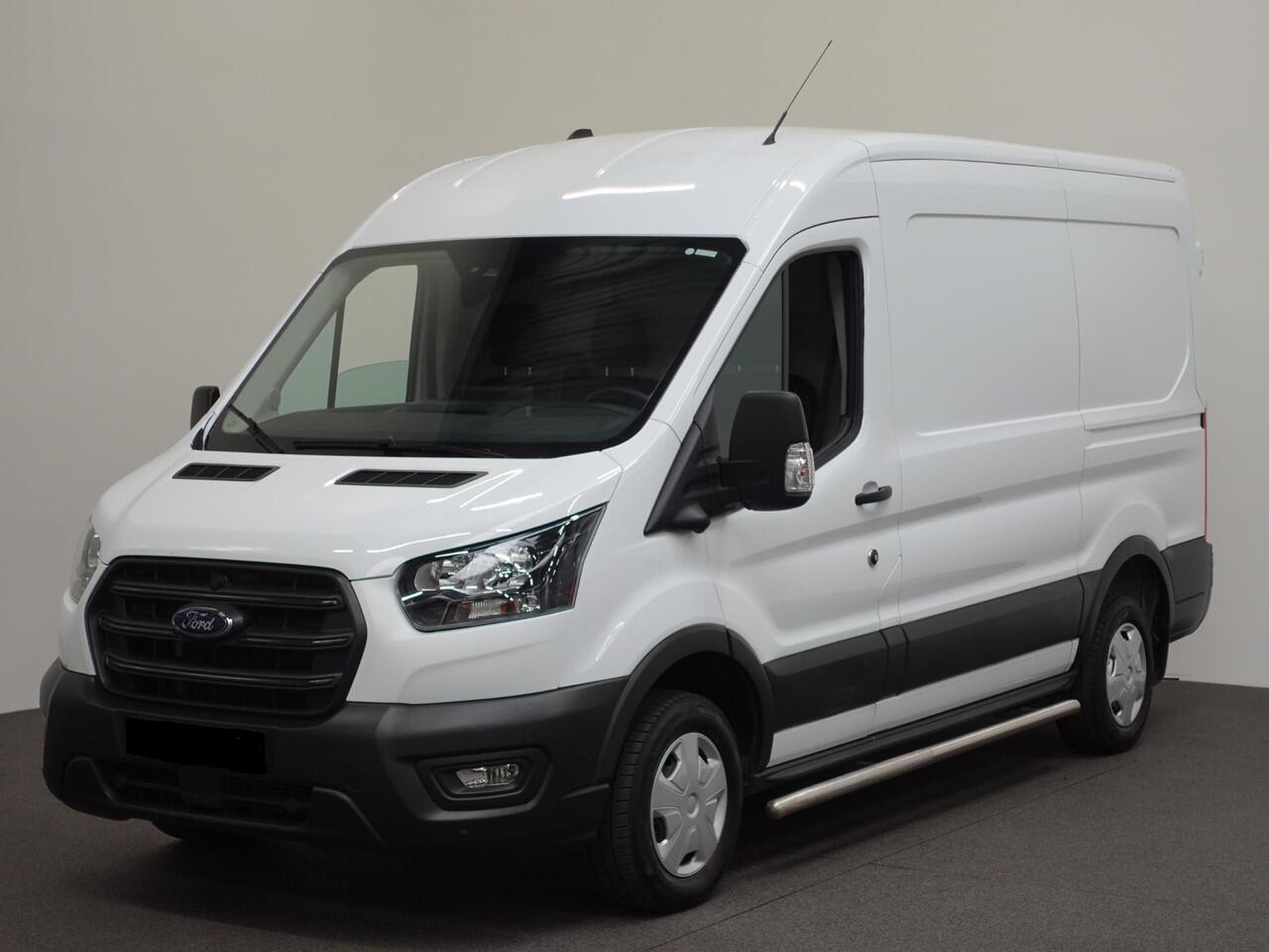 Ford TRANSIT 105pk 2.0 L2H2 Trend Airco Trekhaak Navi Cruise Airco Navi Cruise Control Trekhaak