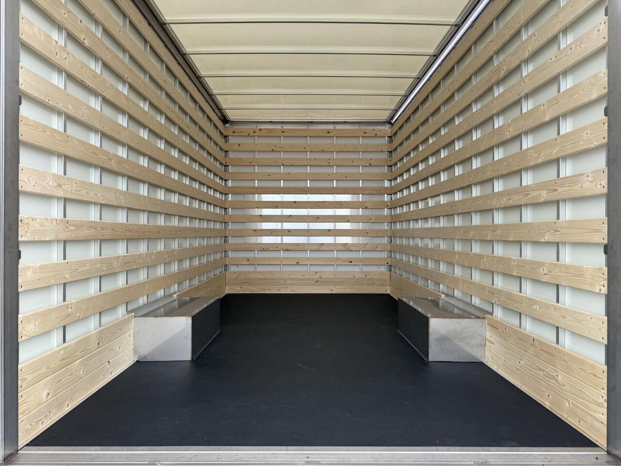 Ford TRANSIT 350 2.0 TDCI | L4 H1 | TREND | SKELETAL | BAKWAGEN KARHOF GESLOTEN BAK INCL. OVERLOOP KLEP | UIT VOORRAAD LEVERBAAR | KENTEKEN 2024 | 170 PK | AIRCO | CRUISE CONTROL | DAB+ | LANE-ASSIT | 3-ZITS