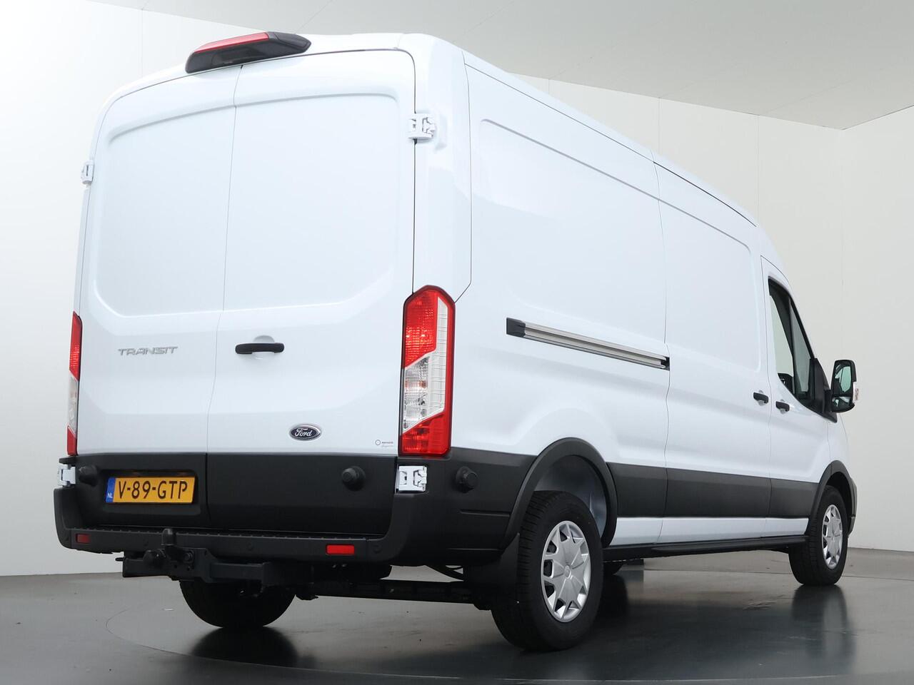 Ford TRANSIT 350 | 2.0 TDCI | L3 H2 | TREND | TREKHAAK 2500 KG AHW | CLIMATE CONTROL | NAVIGATIE | PARKEERSENSOREN V+A | CRUISE CONTROL | BIJRIJDERSBANK | LAADRUIMTE PAKKET | APPLE CARPLAY / ANDROID AUTO | STOEVERWARMING | ACHTERUITRIJCAMERA