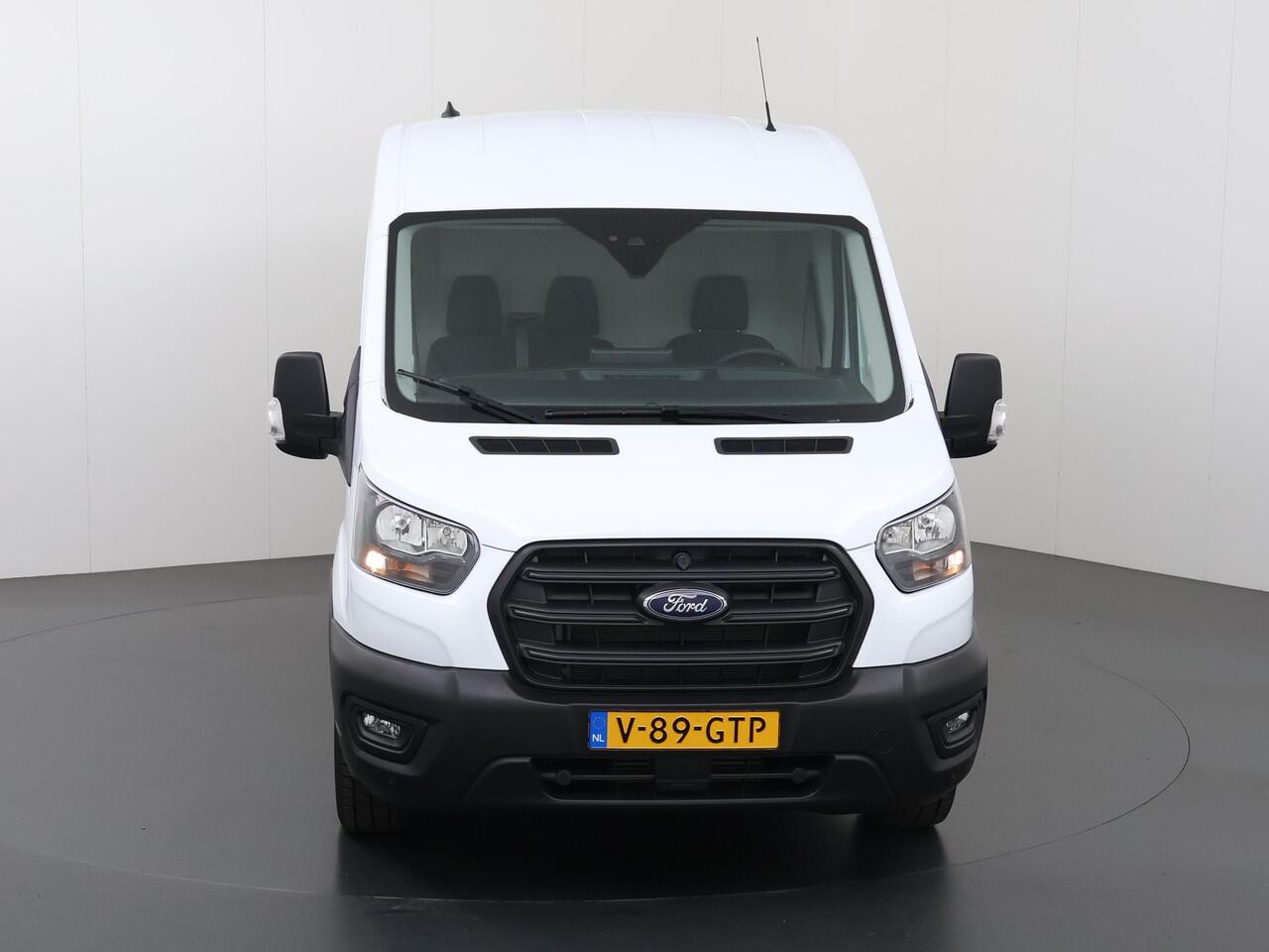 Ford TRANSIT 350 | 2.0 TDCI | L3 H2 | TREND | TREKHAAK 2500 KG AHW | CLIMATE CONTROL | NAVIGATIE | PARKEERSENSOREN V+A | CRUISE CONTROL | BIJRIJDERSBANK | LAADRUIMTE PAKKET | APPLE CARPLAY / ANDROID AUTO | STOEVERWARMING | ACHTERUITRIJCAMERA