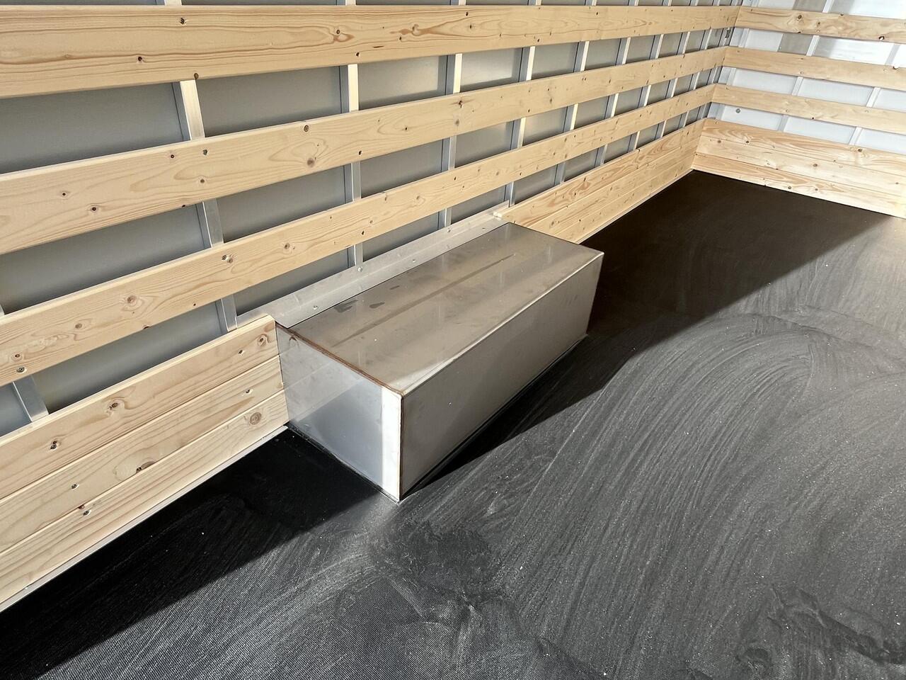 Ford TRANSIT 350 170pk L4H1 Skeletal Bakwagen! Airco / Cruise control / Karhof Gesloten Bak + Deuren / Bluetooth / Voorruitverwa. / DAB+ / LAADVERMOGEN 1303 KG / BPM VRIJ!