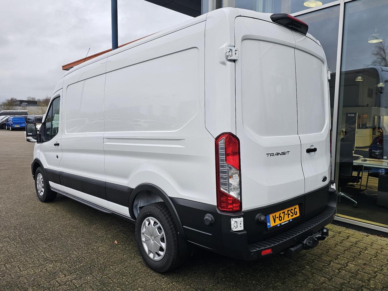 Ford TRANSIT 350 2.0 TDCI L3H2 Trend 130pk | Safety en Comfort pack | Trekhaak | SYNC 4 Navigatie