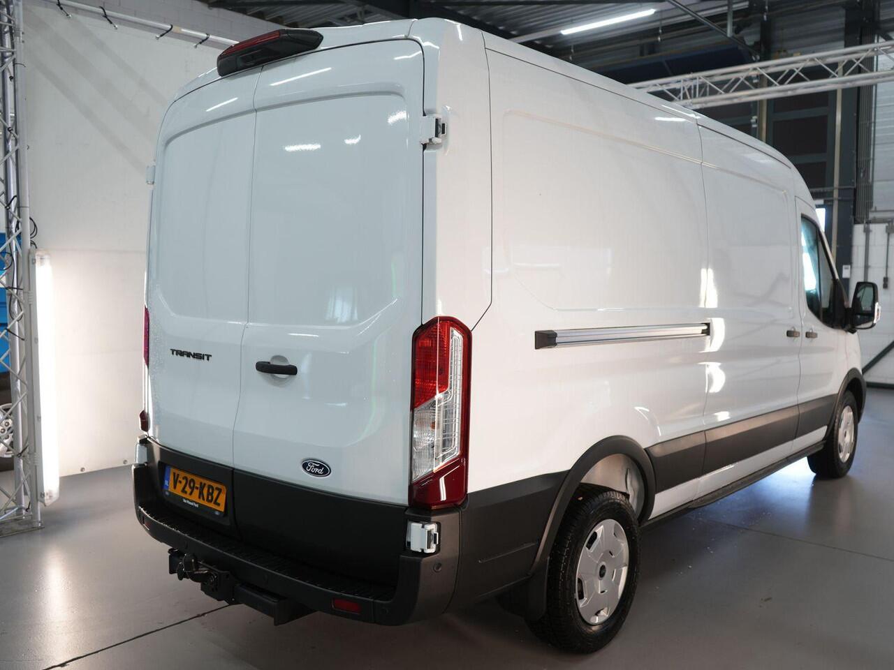 Ford TRANSIT 350 2.0 TDCI L3H2 Trend |SCI| 130pk | Safety Comfort-pakket | Navigatie Pack | Trekhaak | Adaptieve Cruise | BLIS