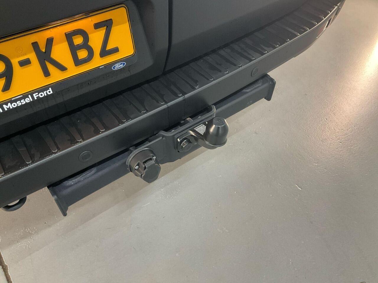 Ford TRANSIT 350 2.0 TDCI L3H2 Trend |SCI| 130pk | Safety Comfort-pakket | Navigatie Pack | Trekhaak | Adaptieve Cruise | BLIS