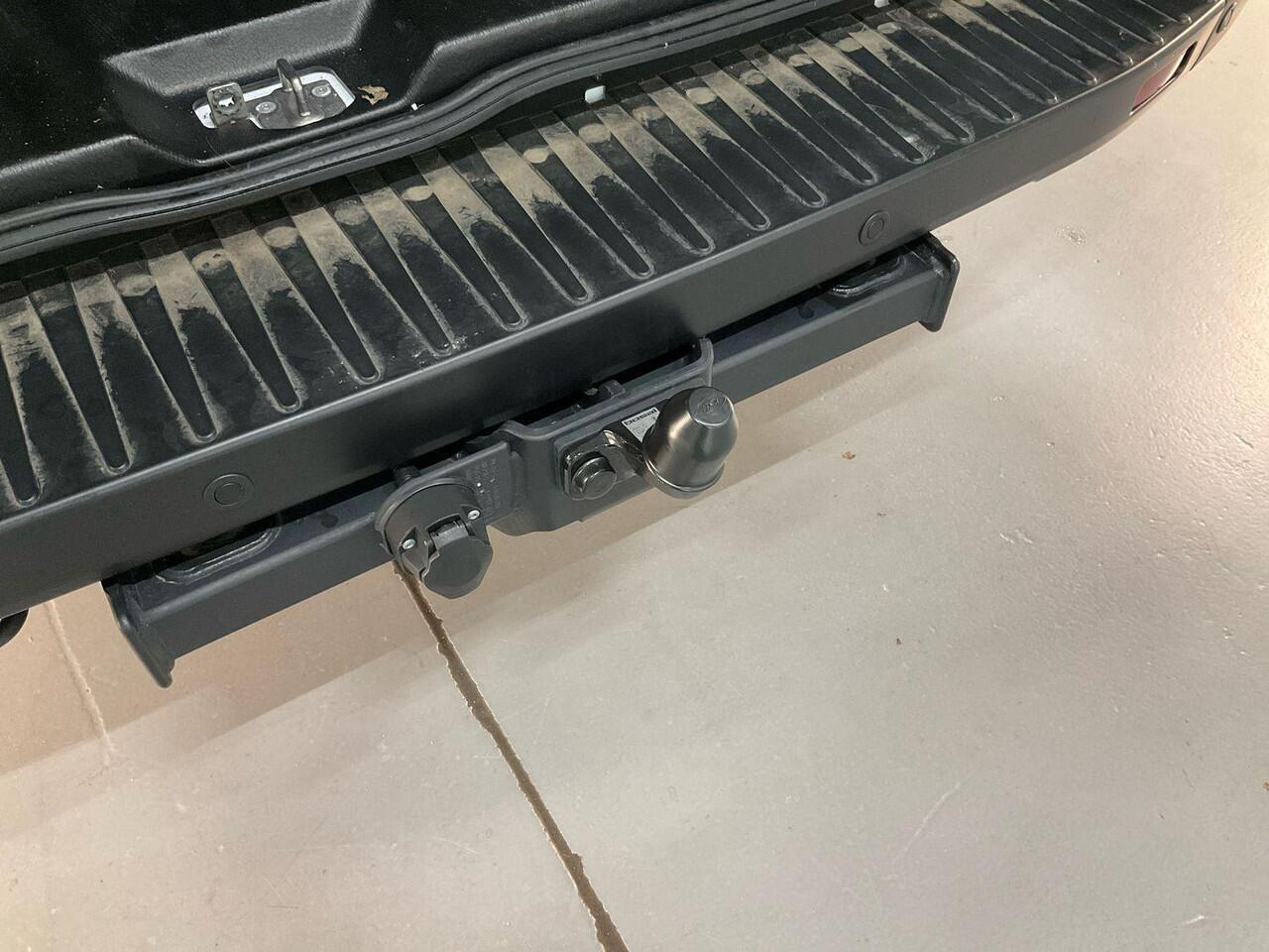 Ford TRANSIT 350 2.0 TDCI L3H2 Trend 130pk | Zuid | Safety en Comfort pack | Trekhaak | SYNC 4 Navigatie