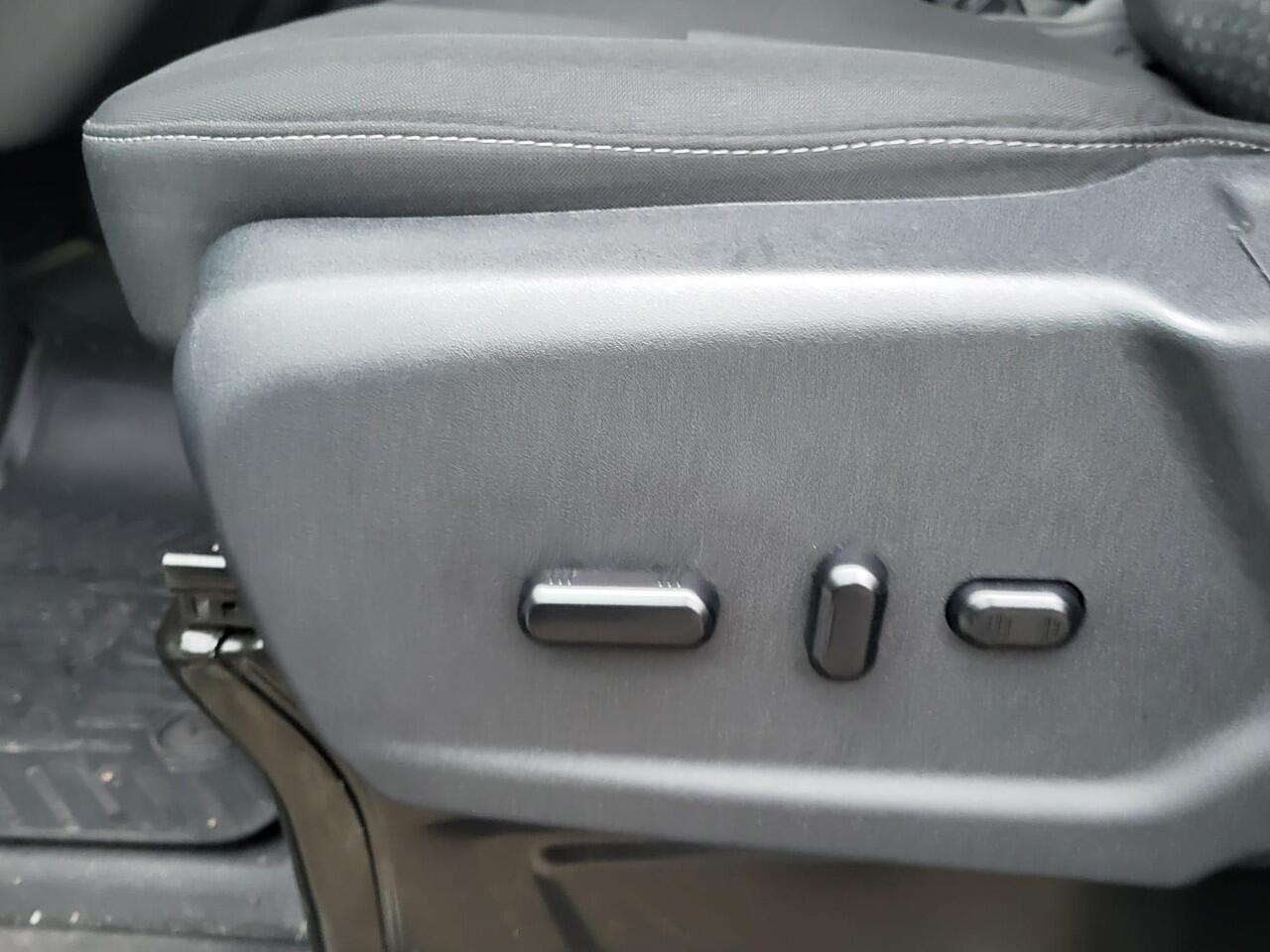 Ford TRANSIT 350 2.0 TDCI L3H2 Trend 130pk | Navigatie Pack | Safety en Comfort Pack | Trekhaak