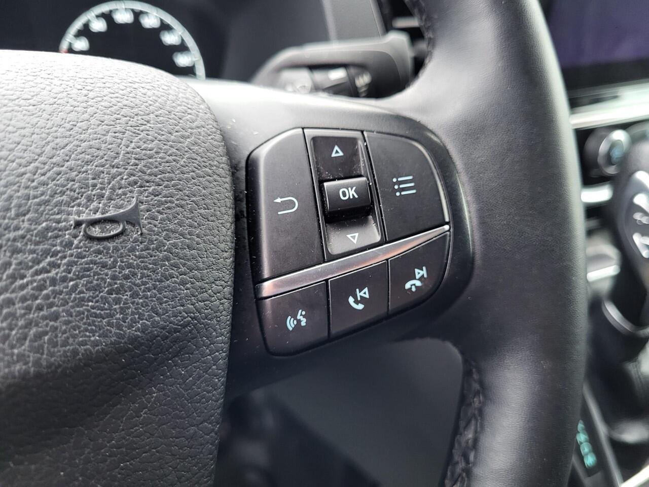 Ford TRANSIT 350 2.0 TDCI L3H2 Trend 130pk | Navigatie Pack | Safety en Comfort Pack | Trekhaak