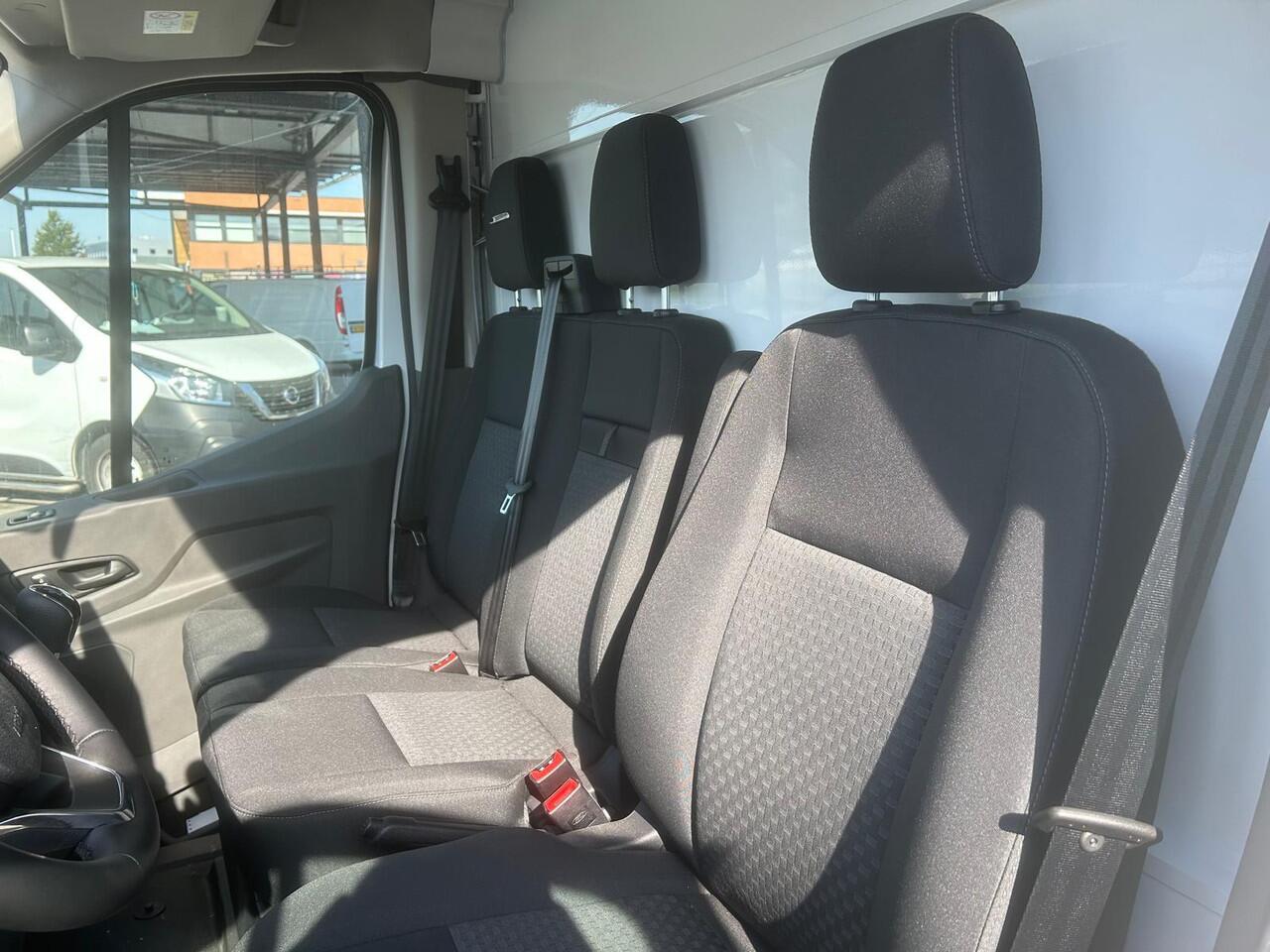 Ford TRANSIT 350 2.0 TDCI L4H1 Trend Skeletal | Uit voorraad leverbaar | Gesloten Bak met Deuren | Kenteken 2024 | Bluetooth | Cruise Control | Voorruitverwarming | Laadvermogen 1303 KG | Sync4 |