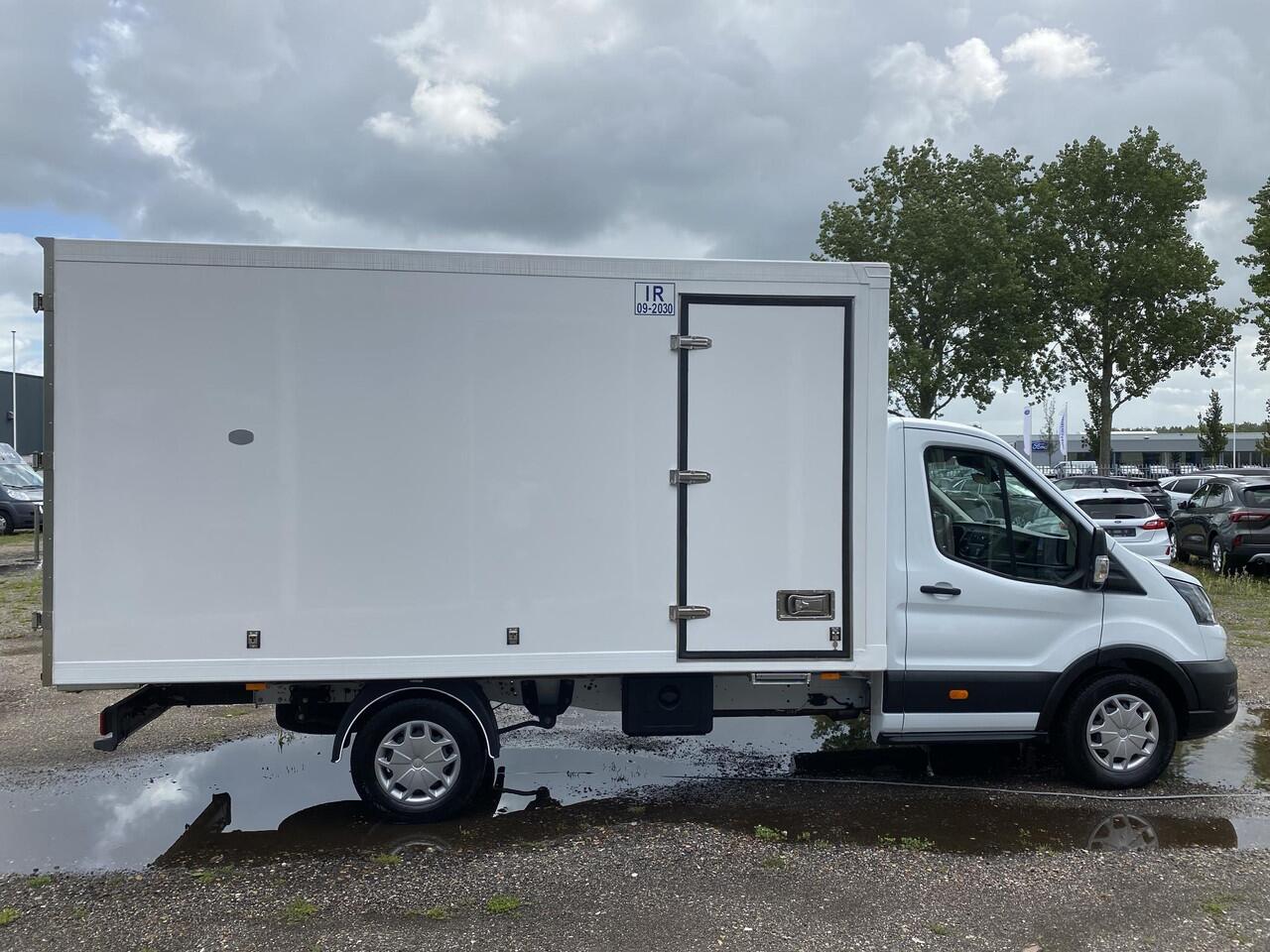 Ford TRANSIT 350 2.0 TDCI L4H1 Trend RWD | 130pk | SCI | Geïsoleerde Bakwagen! | Zijdeur | Deuren achter | Airco | Cruise control | BPM VRIJ