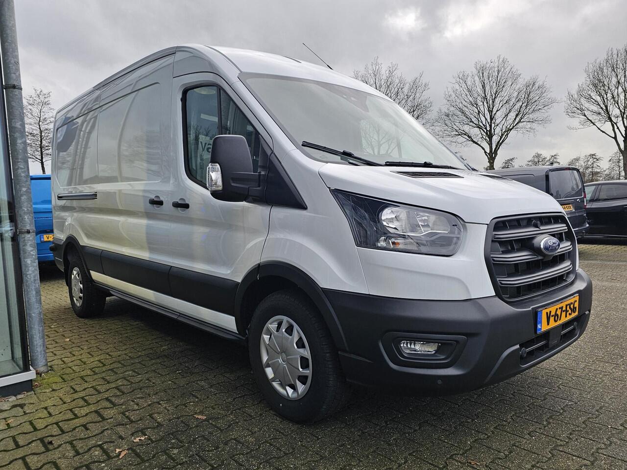 Ford TRANSIT 350 2.0 TDCI L3H2 Trend 130pk | Safety en Comfort pack | Trekhaak | SYNC 4 Navigatie