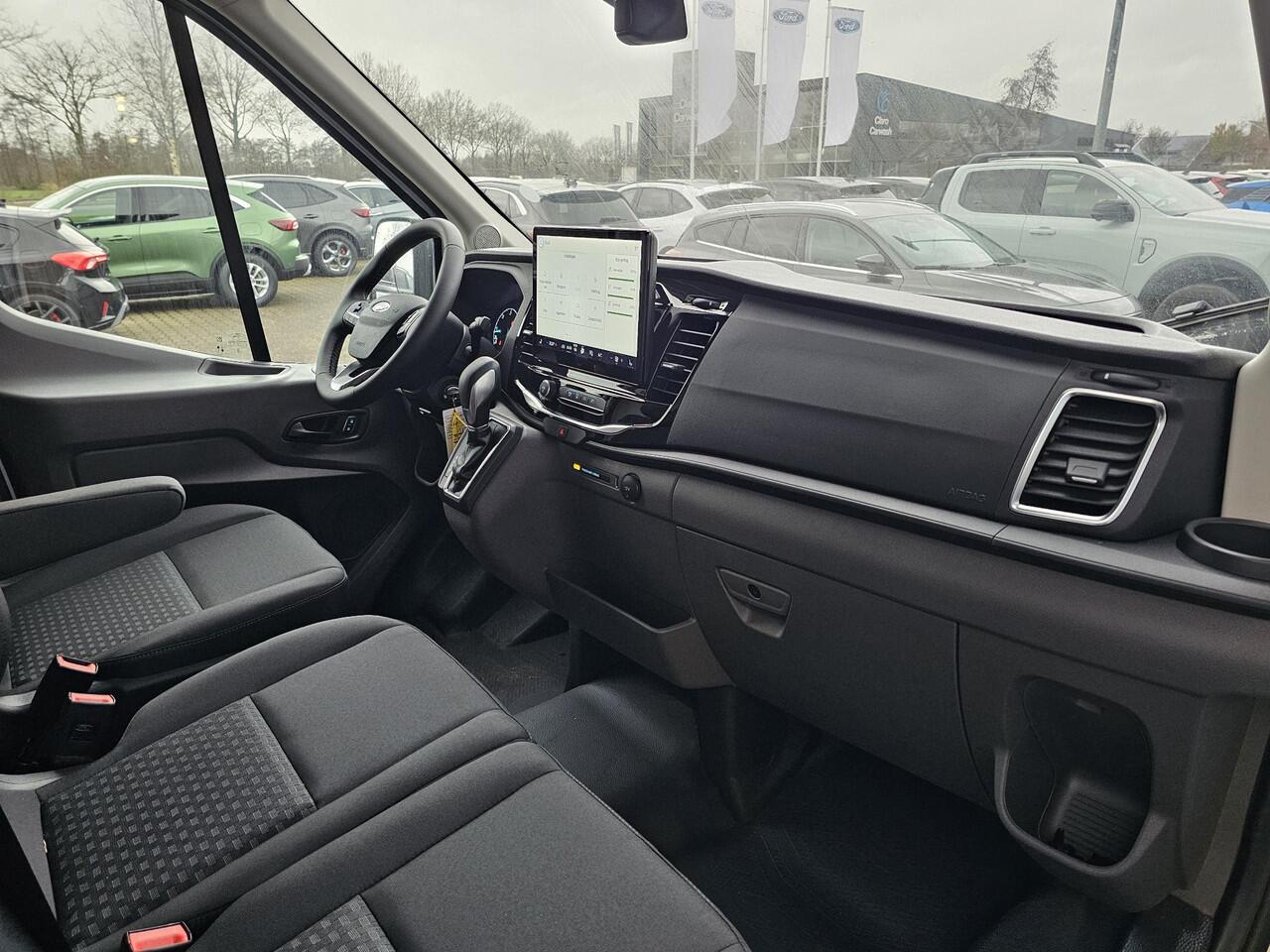 Ford TRANSIT 350 2.0 TDCI L3H2 Trend 130pk | Safety en Comfort pack | Trekhaak | SYNC 4 Navigatie