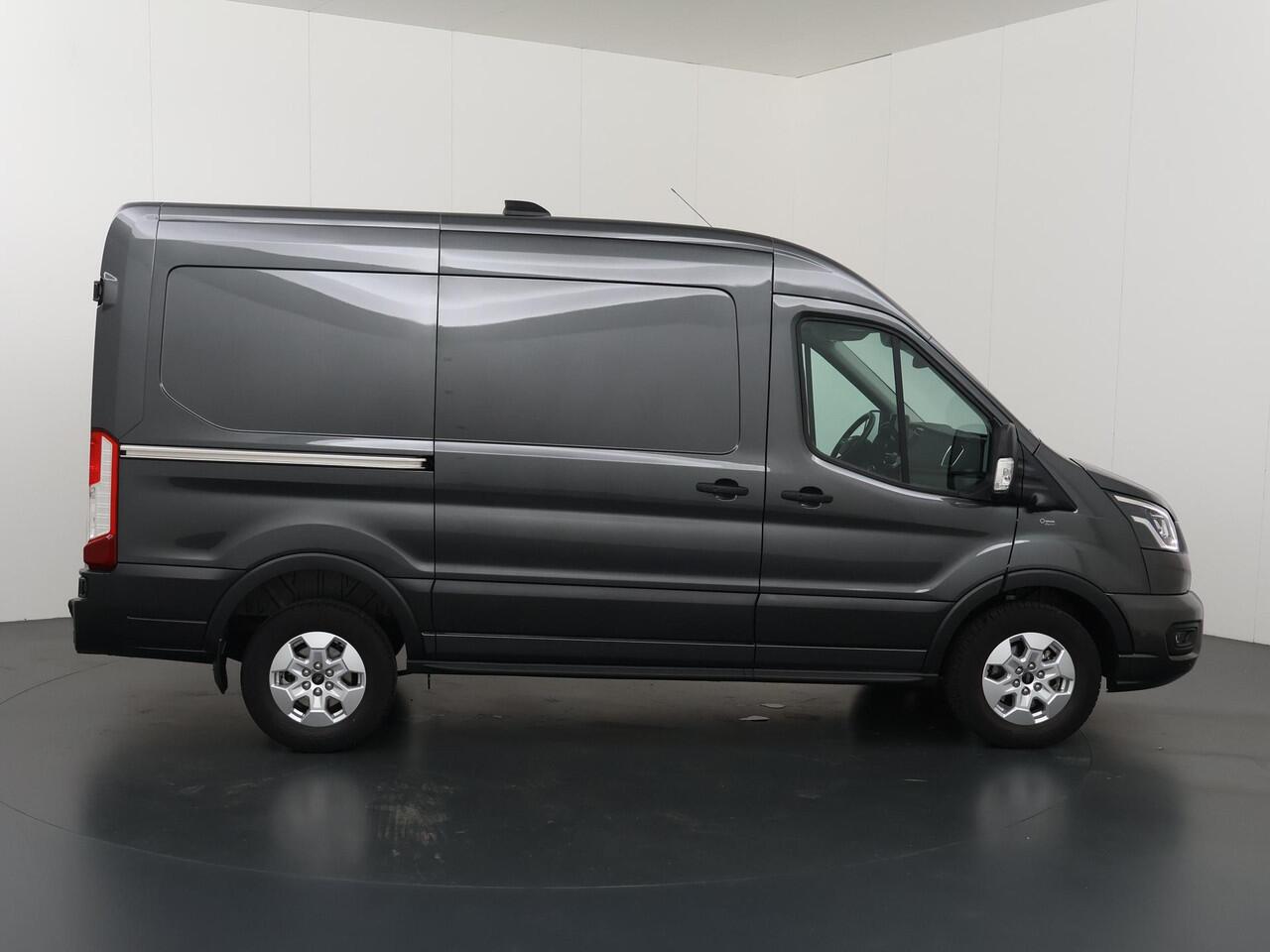 Ford TRANSIT 350 2.0 TDCI | L2 H2 | AUT. | 165 PK | LIMITED | 2-ZITS | 360 GRADEN CAMERA | LAADRUIMTE PAKKET | ADAPTIVE CRUISE | APPLE CARPLAY / ANDROID AUTO | DODEHOEK DETECTIE | BI-XENON | METALLIC | TREKAAK 2800 KG AHW