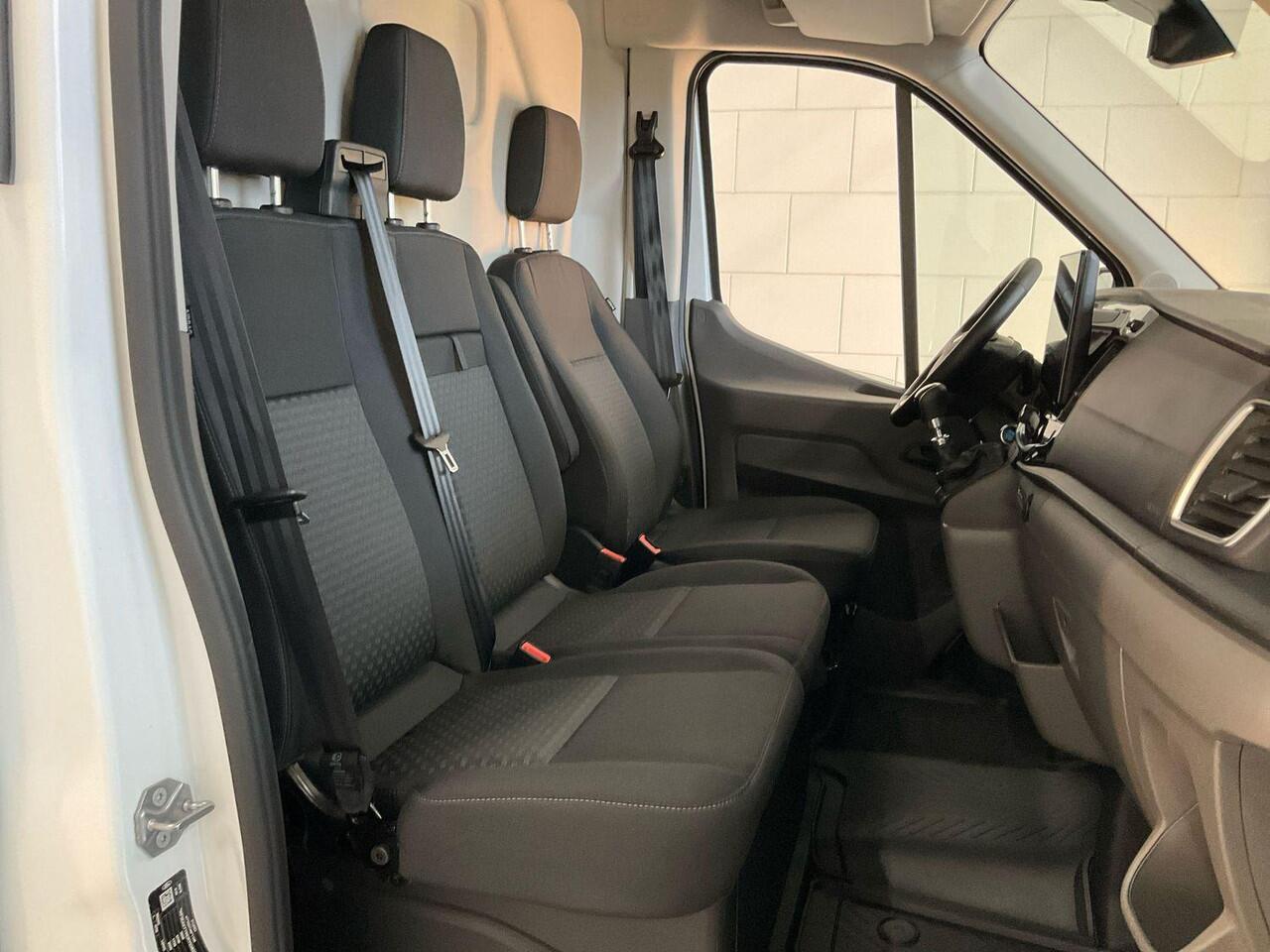 Ford TRANSIT 350 2.0 TDCI L3H2 Trend | SCI |130pk | Safety Comfort-pakket | Navigatie Pack | Trekhaak | Reserve Wiel