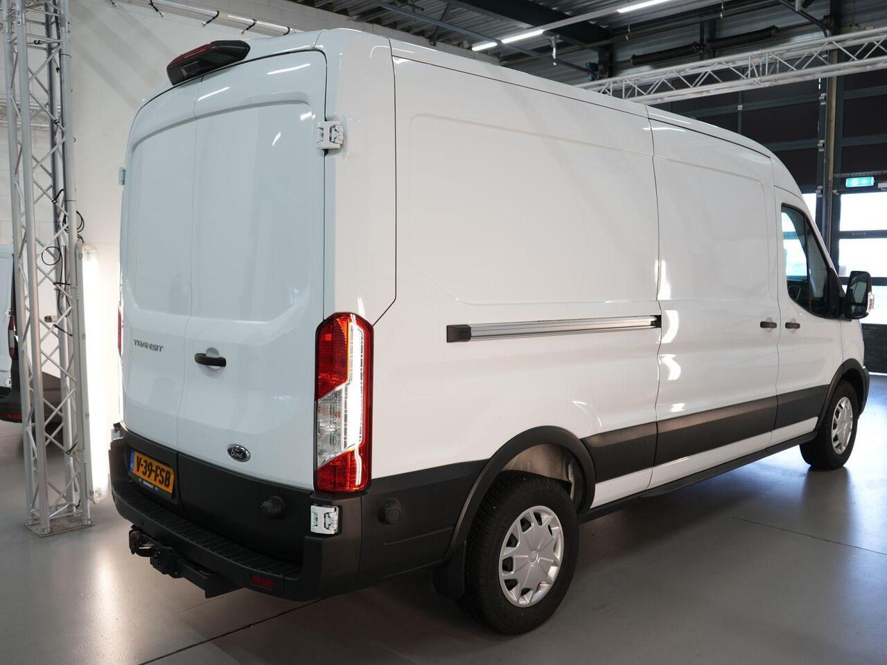 Ford TRANSIT 350 2.0 TDCI L3H2 Trend | Bellen voor bezichtiging S.V.P | 130pk | Navigatie Pack | Safety en Comfort Pack | Trekhaak