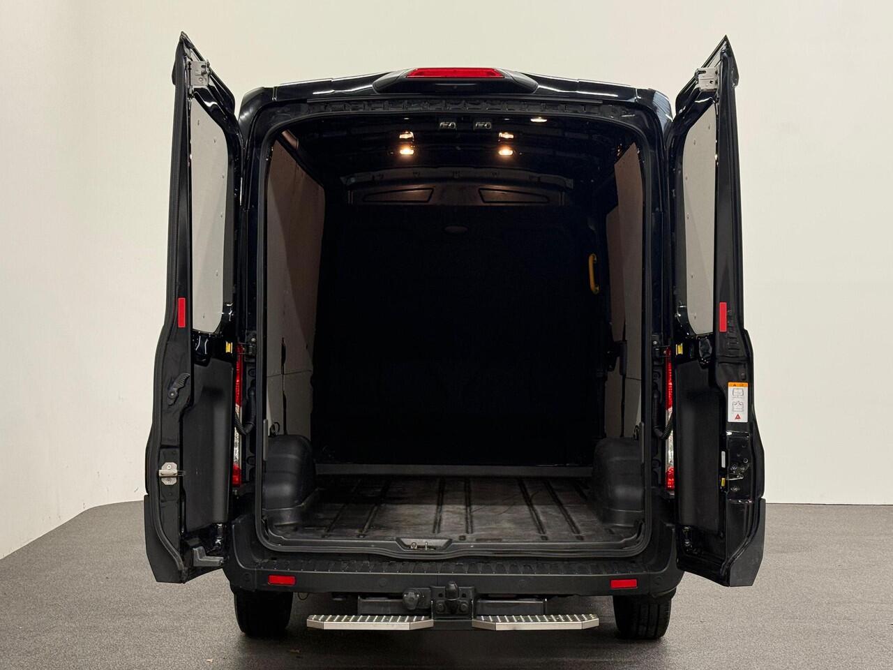 Ford TRANSIT 310 2.0 TDCI L2H2 Trend Airco Bluetooth Camera Cruise Control Navi