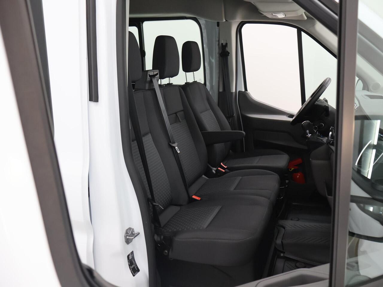 Ford TRANSIT 350 | 2.0 TDCI | L3 H2 | TREND | DUBBEL CABINE | 6-ZITS | CAMERA | VOORRUITVERWARMING | TREKHAAK 2500 KG AHW | AIRCO | CARPLAY ANDROID AUTO | CRUISE CONTROL | LAADRUIMTE PAKKET