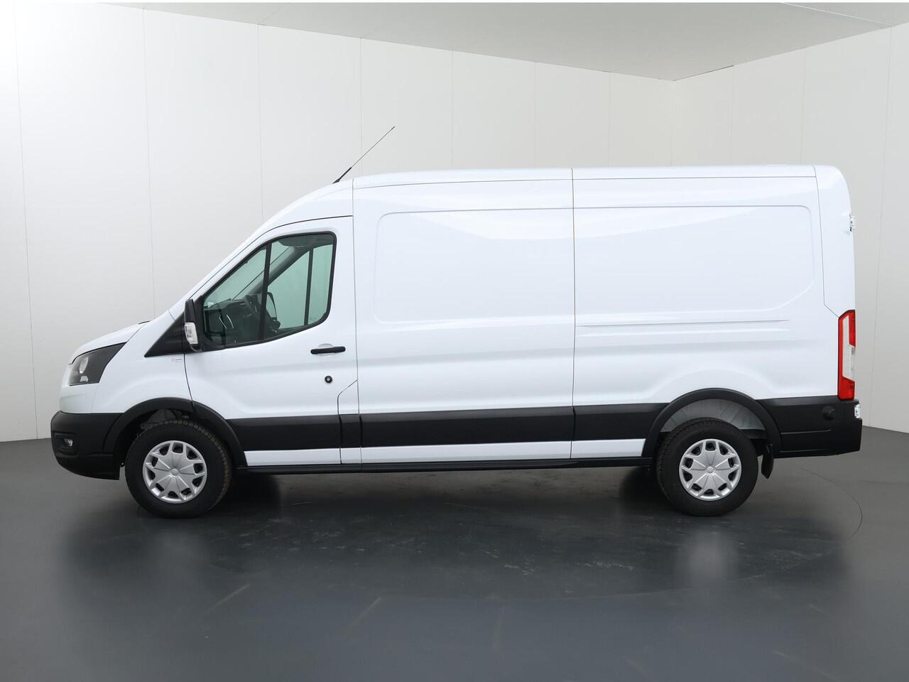 Ford TRANSIT 350 | 2.0 TDCI | L3 H2 | TREND | TREKHAAK 2500 KG AHW | CLIMATE CONTROL | NAVIGATIE | PARKEERSENSOREN V+A | CRUISE CONTROL | BIJRIJDERSBANK | LAADRUIMTE PAKKET | APPLE CARPLAY / ANDROID AUTO | STOEVERWARMING
