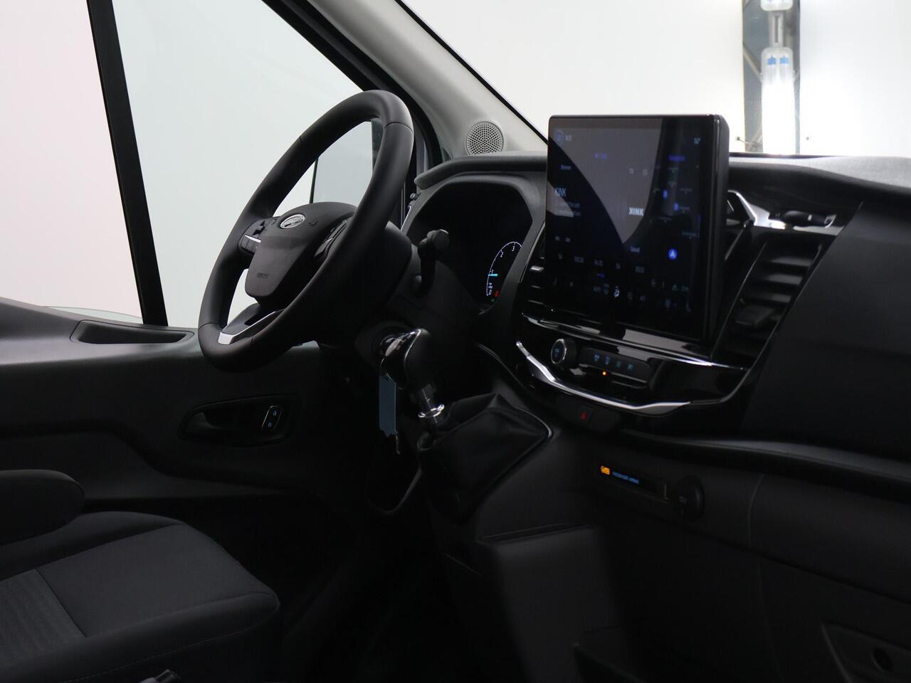 Ford TRANSIT 350 | 2.0 TDCI | L3 H2 | Trend | TREKHAAK 2500 KG AHW | CLIMATE CONTROL | NAVIGATIE | PARKEERSENSOREN V+A | CRUISE CONTROL | BIJRIJDERSBANK | LAADRUIMTE PAKKET | APPLE CARPLAY / ANDROID AUTO | STOEVERWARMING