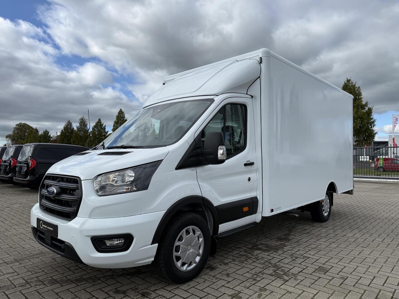 Ford TRANSIT 350 2.0 TDCI | L4 H1 | TREND | SKELETAL | BAKWAGEN KARHOF GESLOTEN BAK INCL. OVERLOOP KLEP | UIT VOORRAAD LEVERBAAR | KENTEKEN 2024 | 170 PK | AIRCO | CRUISE CONTROL | DAB+ | LANE-ASSIT | 3-ZITS
