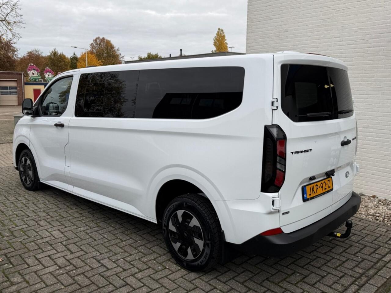 Ford TRANSIT Custom 9 pers. Plug-in Hybride 340 L2H1 NAVIGATIE AIRCO ACHTER etc