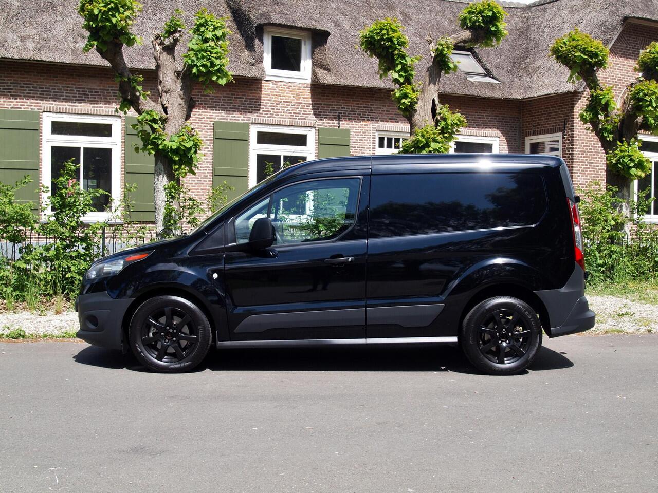 Ford TRANSIT CONNECT 1.5 TDCI L1 Economy Edition | Trekhaak | Bluetooth | Airco |