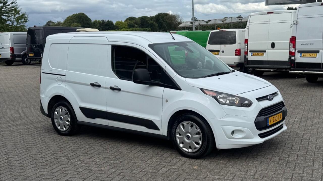 Ford TRANSIT CONNECT 1.5 TDCI 55KW 75PK EURO 6 NAVIGATIE/ AIRCO/ CAMERA/ 100% DEALERONDERHOUDEN