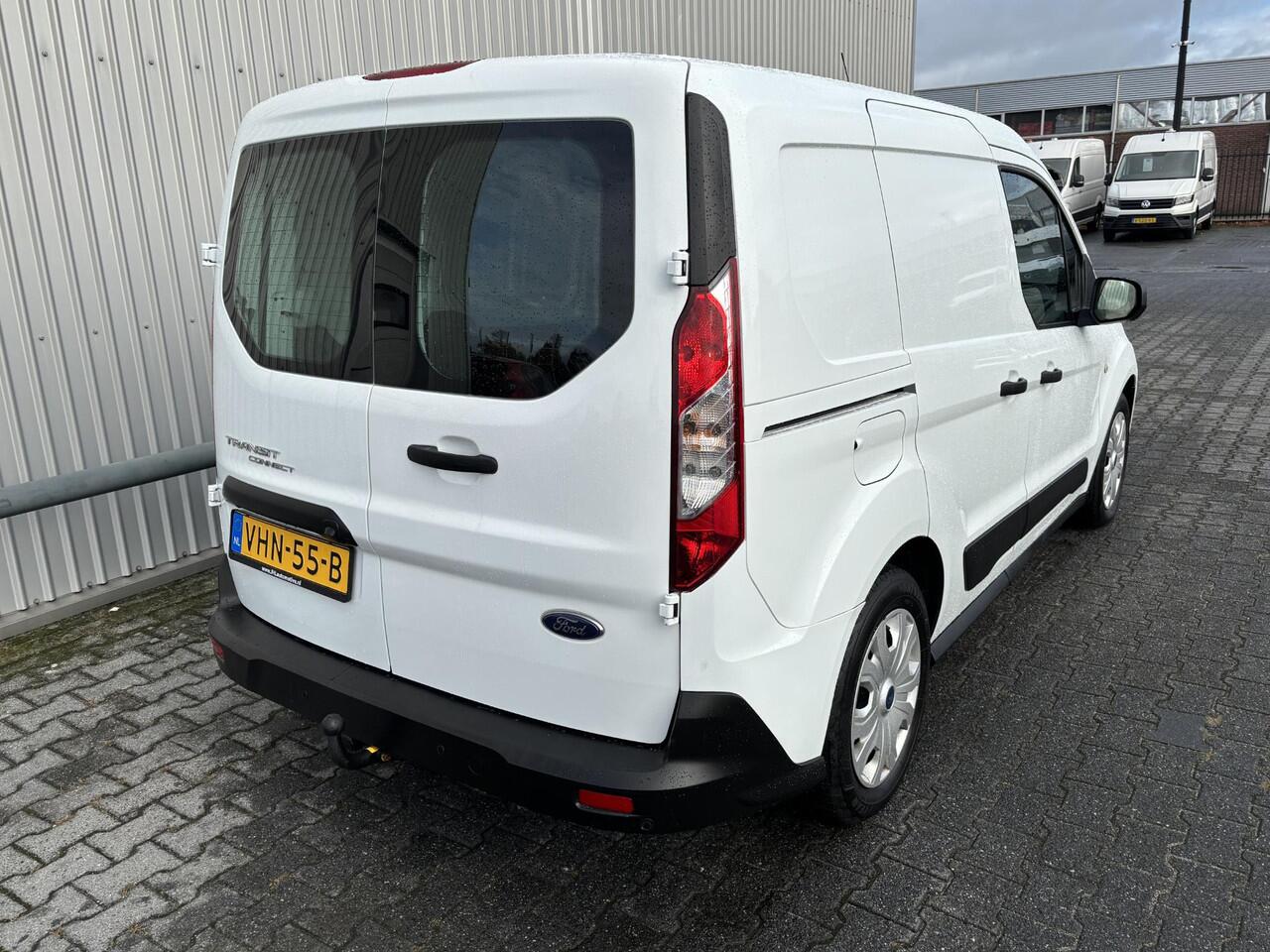 Ford TRANSIT CONNECT 1.5 EcoBlue L1 Trend*A/C*HAAK*TEL*CAM*3PERS*