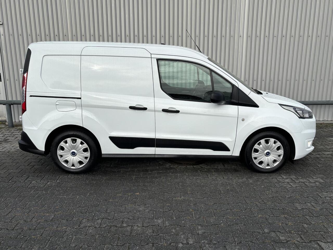 Ford TRANSIT CONNECT 1.5 EcoBlue L1 Trend*A/C*HAAK*TEL*CAM*3PERS*