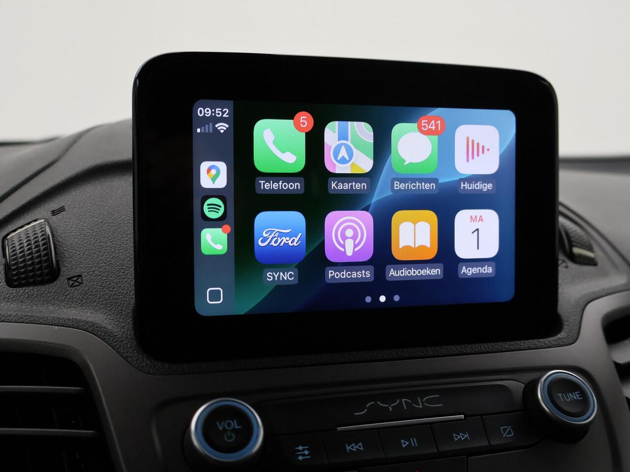 Ford TRANSIT CONNECT 1.5 ECOBLUE 120 PK AUT. L2H1 + CAMERA | TREKHAAK | APPLE CARPLAY | STOELVERWARMING