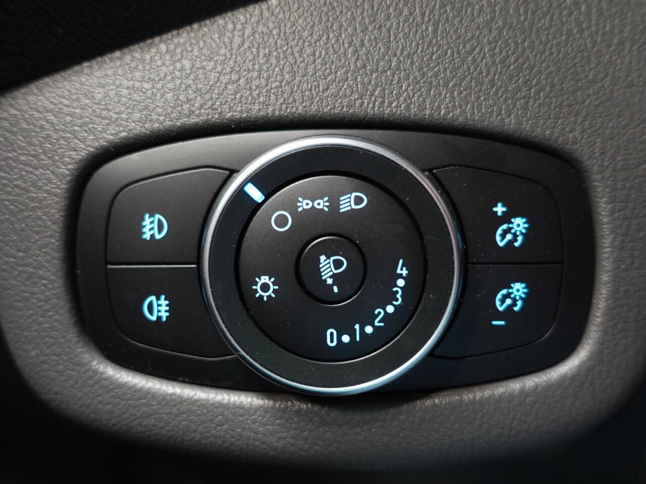 Ford TRANSIT CONNECT 120pk Automaat L2 Versnellingsbak/gearbox probleem Navigatie Camera Airco Cruise control 3-Zits Euro6