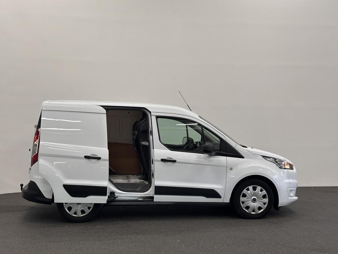 Ford TRANSIT CONNECT 1.5 TDCI L1 Trend Trekhaak Navigatie Apple Carplay/Android Auto Camera Parkeersensoren achter Airco