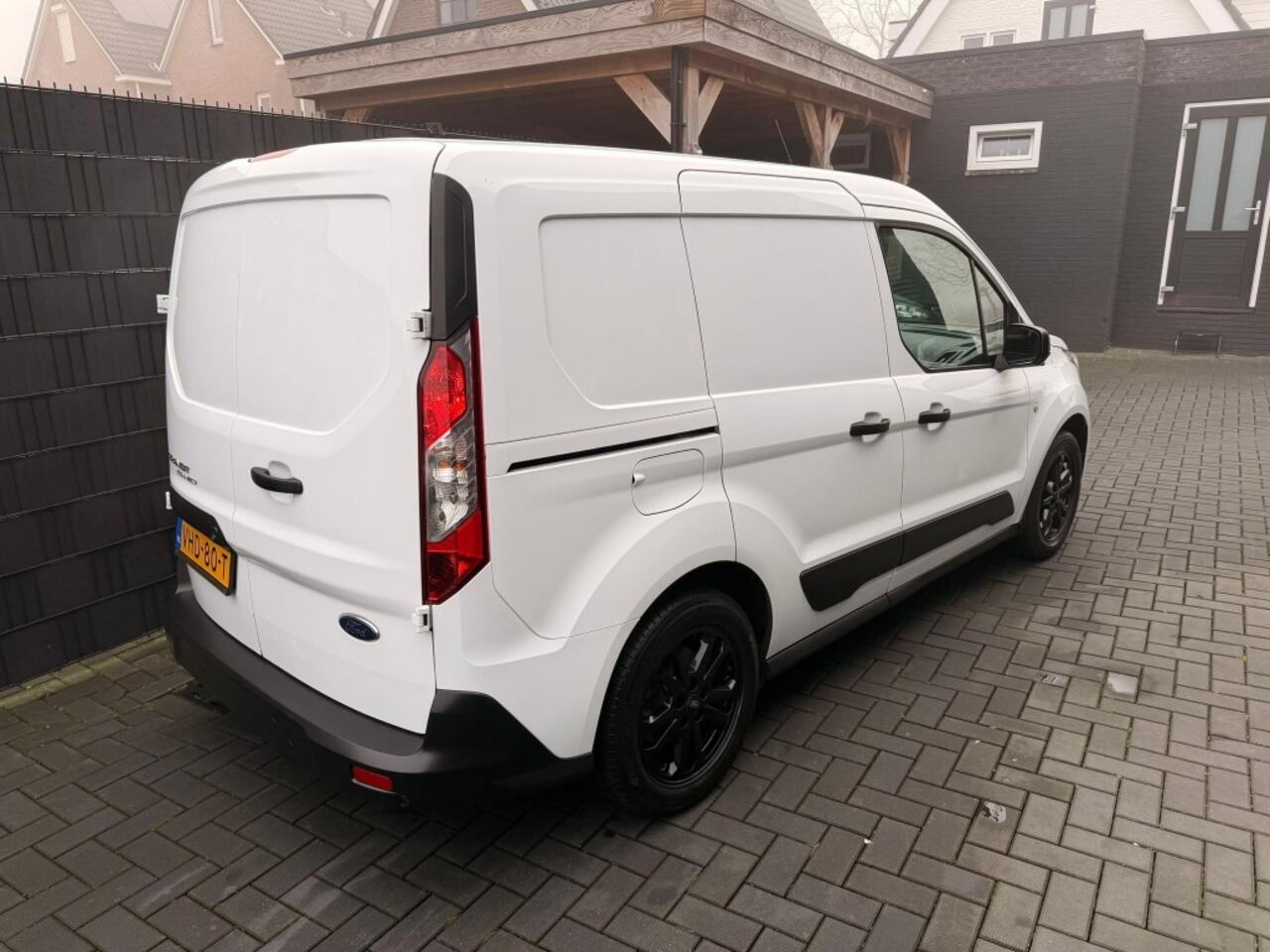 Ford TRANSIT CONNECT 1.5 EcoBlue L1 Trend| CAMERA| CARPLAY| CRUISE| NAP
