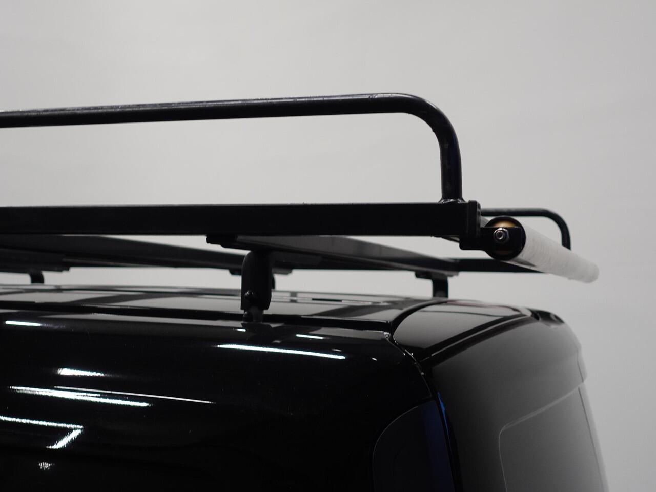 Ford TRANSIT CONNECT 1.5 EcoBlue L1 Trend Airco Navi Carplay PDC A+Camera Trekhaak Imperial Cruise Control