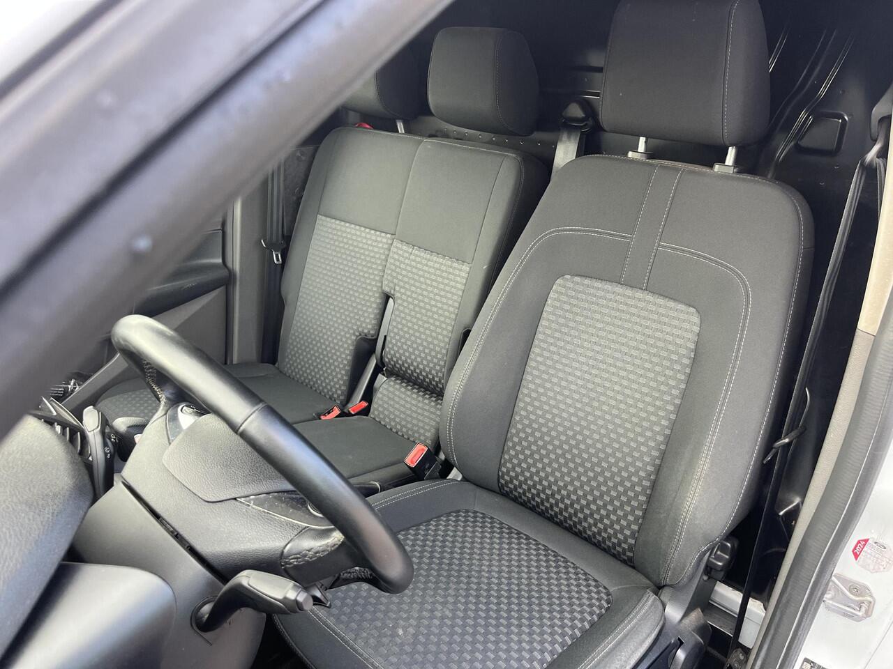 Ford TRANSIT CONNECT 1.5 EcoBlue L1 Trend | SCI | 100pk | Scherm | Adaptive Cruise Control | Xenon | Camera | Trekhaak | Stoel met bankje