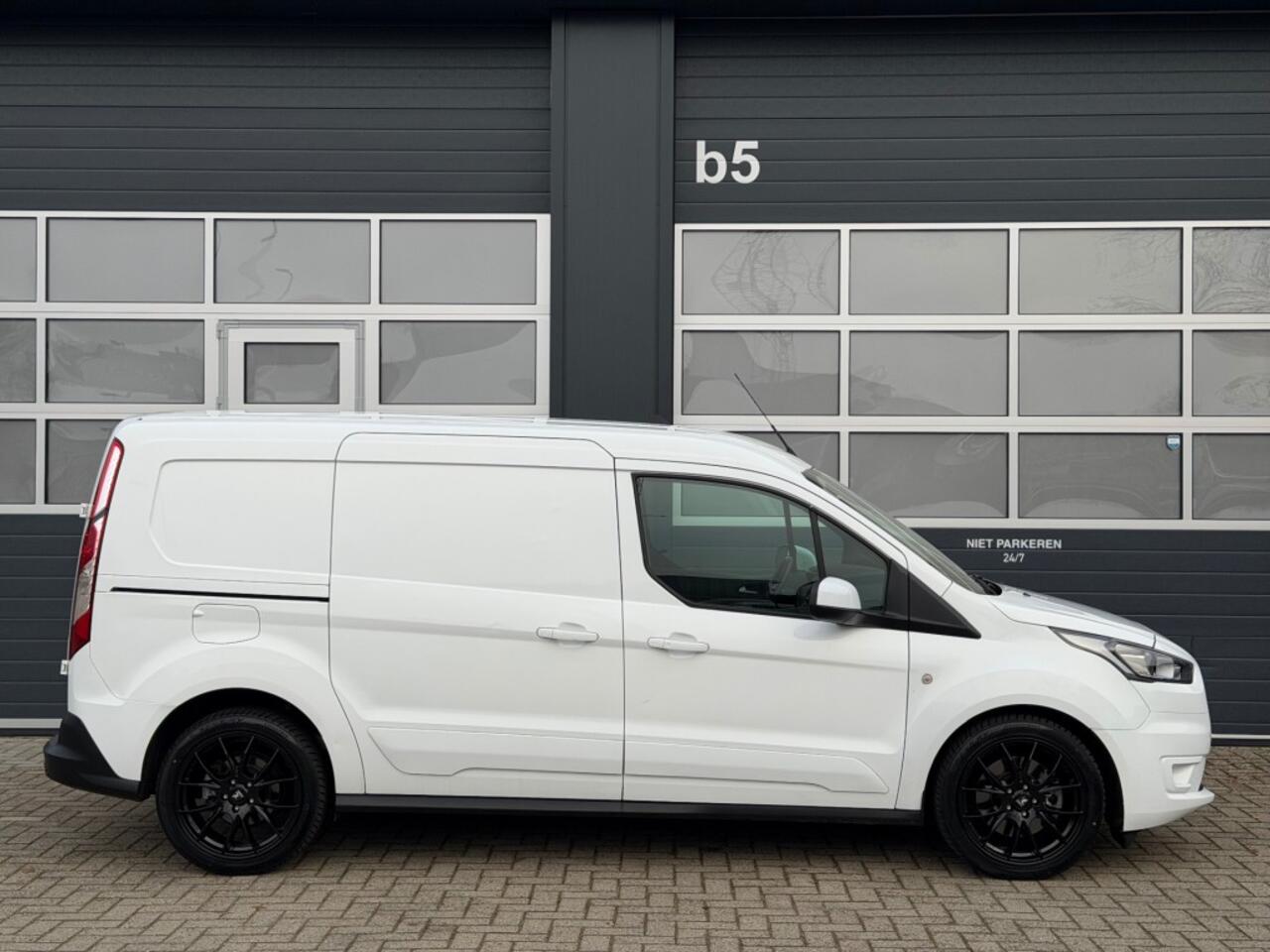 Ford TRANSIT CONNECT 1.5 EcoBlue L2 Automaat LIMITED Lang / Navi / Cruise / Trekhaak/ Camera