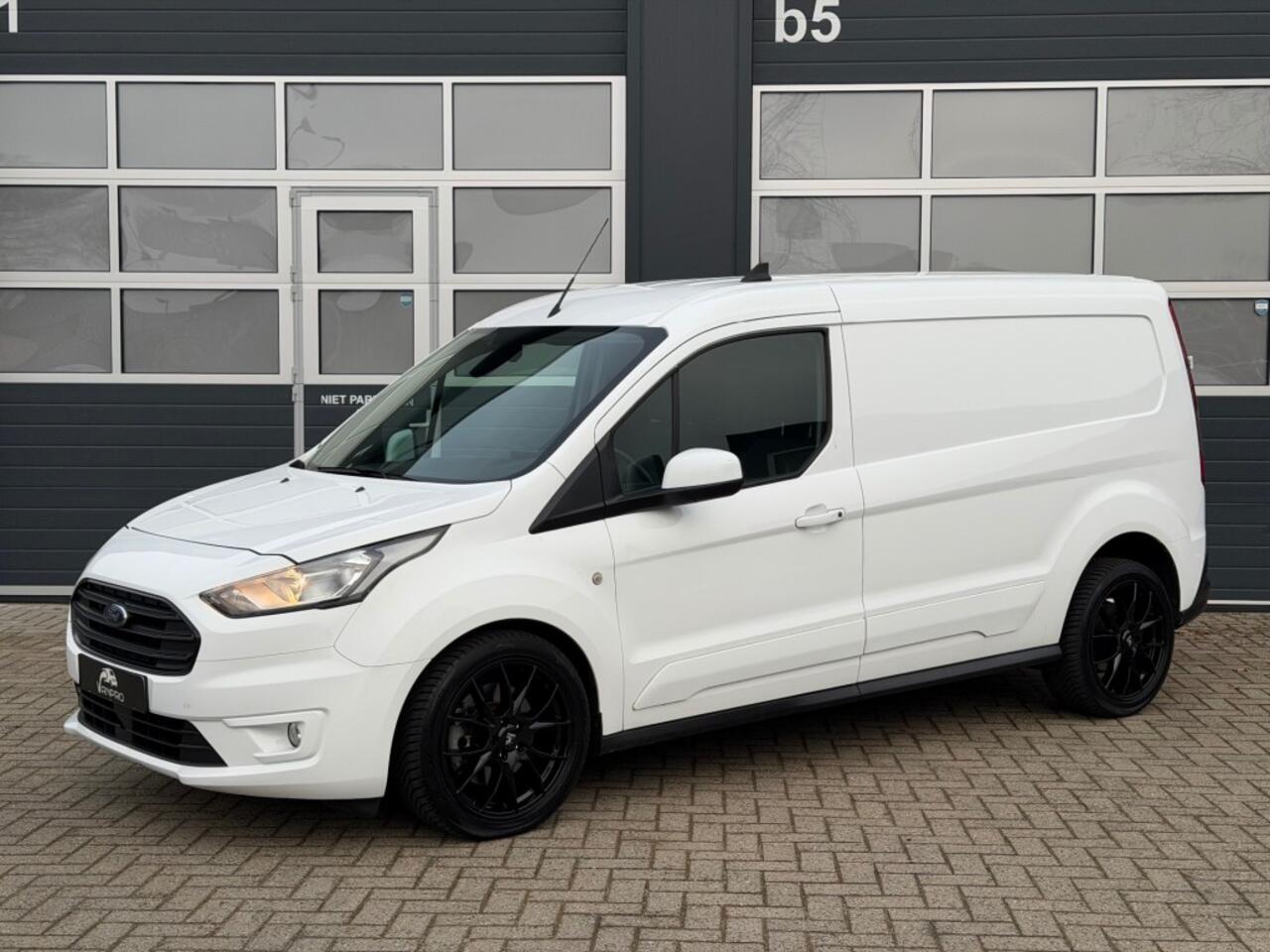Ford TRANSIT CONNECT 1.5 EcoBlue L2 Automaat LIMITED Lang / Navi / Cruise / Trekhaak/ Camera