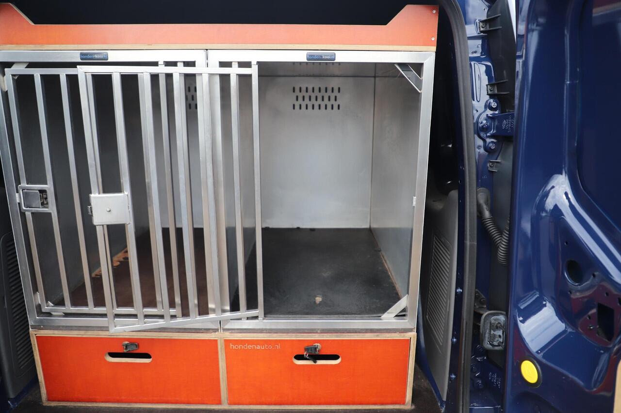 Ford TRANSIT CONNECT 1.5 EcoBlue L1 Automaat Hondenauto Ventilatie Achterin Hondentransport Radio Bluetooth Airco Cruise Voorruitverwarming Inrichting voor Beesten