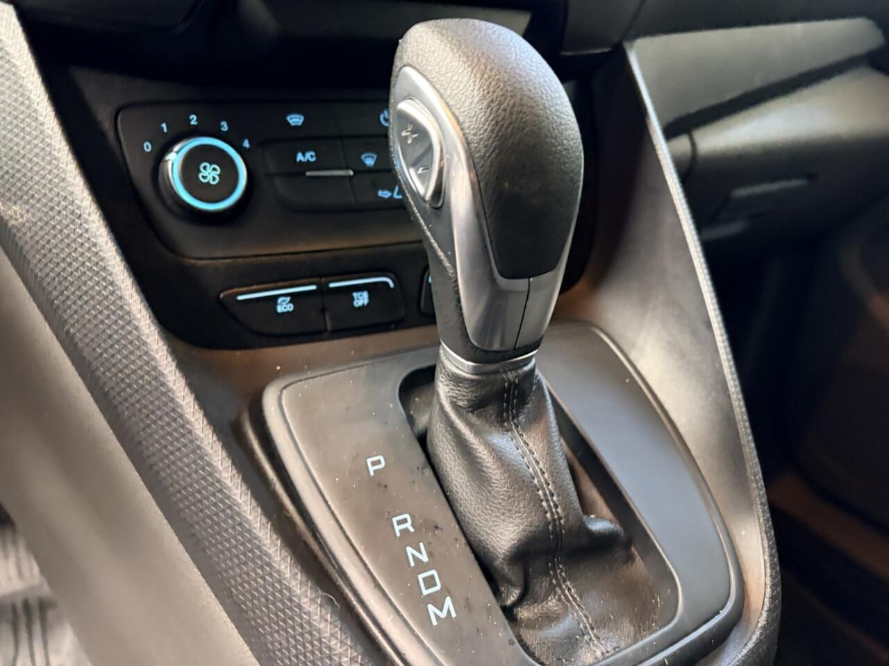 Ford TRANSIT CONNECT 1.5 EcoBlue L1 Trend Automaat Cruise Clima BT tel Trekhaak