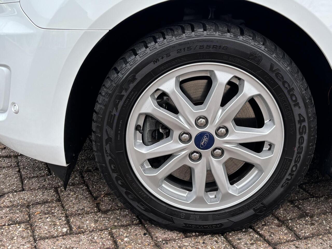 Ford TRANSIT CONNECT 1.5 EcoBlue L2 Limited | SCI | 100pk | Trekhaak | Dubbele Zijschuifdeur! | Stoelverwarming | Houten Laadvloer | 16" LMV | All Season banden