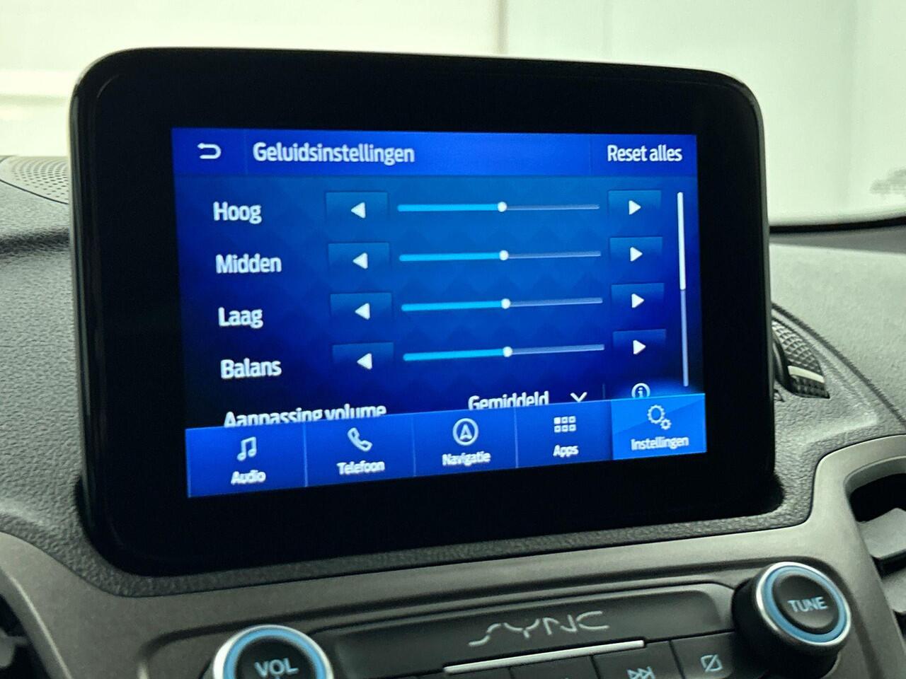 Ford TRANSIT CONNECT 1.5 EcoBlue Aut. L2 Trend Automaat Navigatie Airco Cruise Control Parkeersensoren Camera 3 Zits