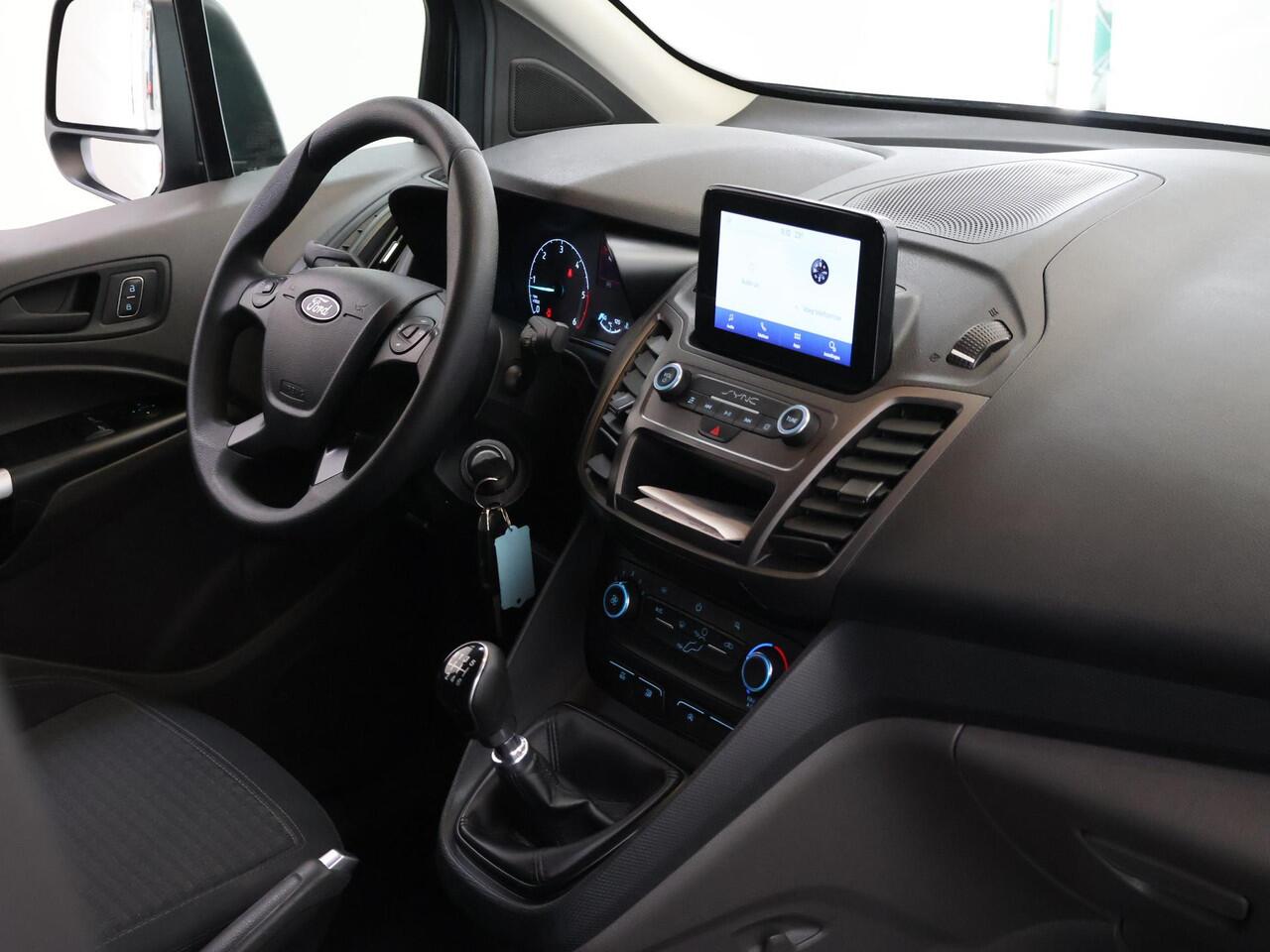 Ford TRANSIT CONNECT 1.5 ECOBLUE | L2 | TREND | 3-ZITS | CAMERA | TREKHAAK | CARPLAY / ANDROID AUTO | AIRCO | VOORRUITVERWARMING | MULTIFUNCTIONEEL STUURWIEL | LICHT METALEN WIELEN