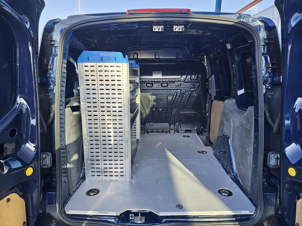 Ford TRANSIT CONNECT T220 L1 1,5 EcoBlue 74kW Trend Navigatie | PDC | Achteruitrijcamera | App-voorbereiding | Multifunctioneel stuur | Voorruitverwarming