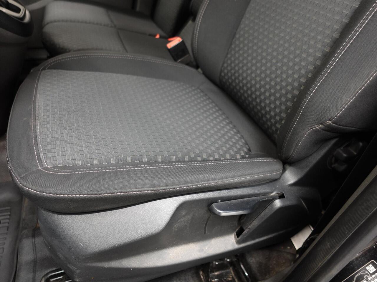 Ford TRANSIT CONNECT 100pk Automaat L2 Trend Navigatie Camera Parkeersensoren Cruise control 3 Zits