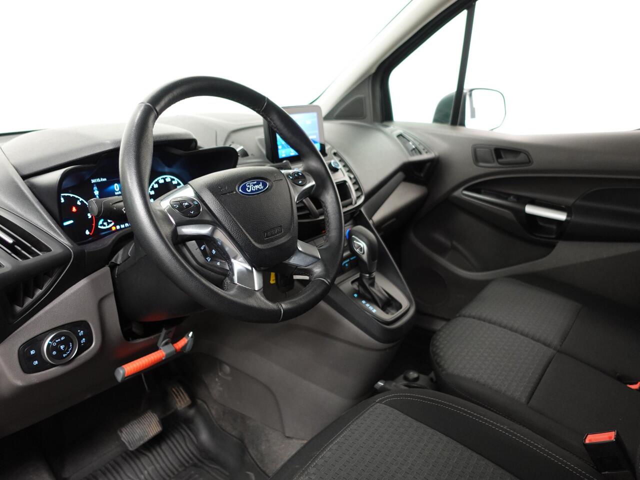 Ford TRANSIT CONNECT 100pk Automaat L2 Trend Navigatie Camera Parkeersensoren Cruise control 3 Zits